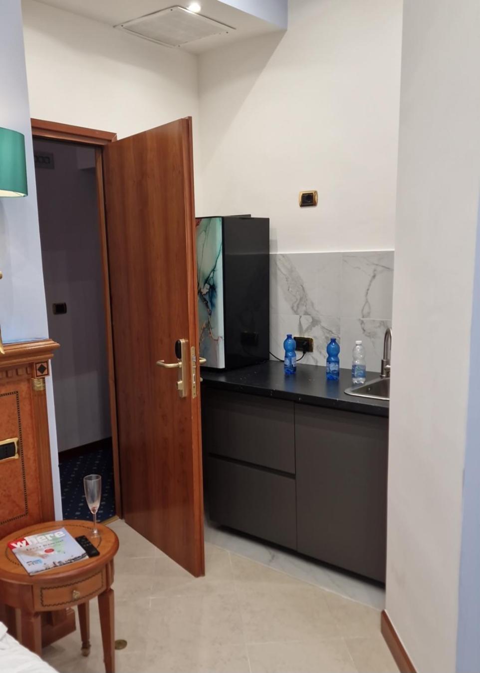 Consoli Romani Vatican Rooms Rum bild